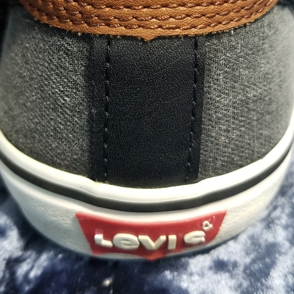 LEVIS SHOES - Picture 6 of 8